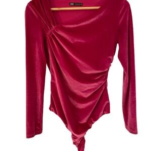 💙 Zara Pink Velvet Bodysuit Size S